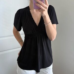 BCBG Paris black smocked peplum top 🖤✨